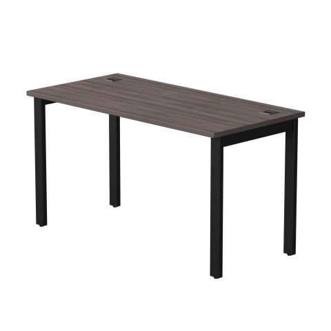 Стол прямой Everprof EVO на металлокаркасе 1380х670х755 — в интерьере