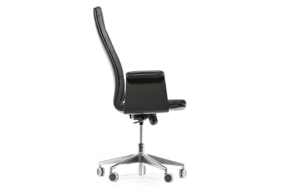 Карл — Profoffice — в интерьере